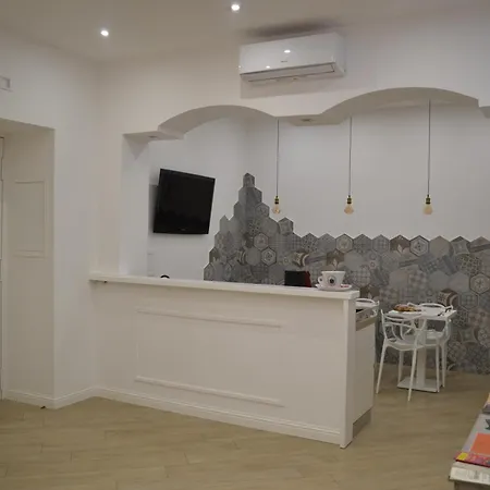 Domo Bed & Breakfast 4*